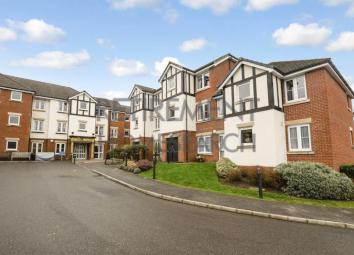 Flat For Sale in Tonbridge