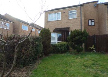 End terrace house For Sale in Gravesend