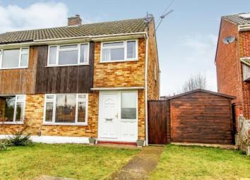 Semi-detached house For Sale in Woking