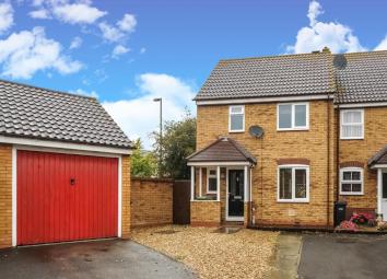Terraced house For Sale in Didcot