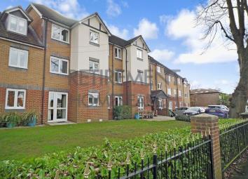 Flat For Sale in Camberley