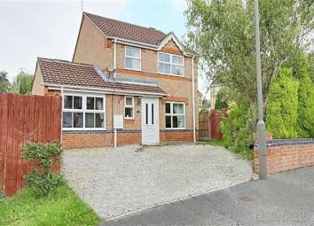 Detached house To Rent in Chesterfield