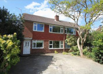 Flat For Sale in Staines