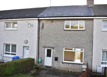 Terraced house For Sale in Dumbarton