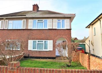 Semi-detached house For Sale in Hayes