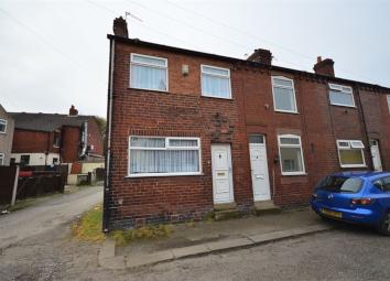 Terraced house To Rent in Normanton