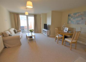 Flat To Rent in Greenford