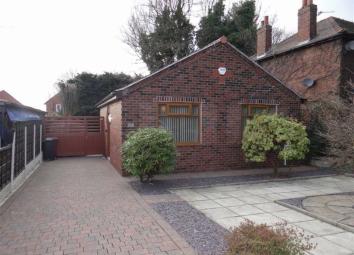 Detached bungalow For Sale in Bolton