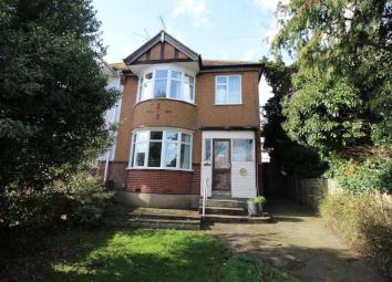 Semi-detached house For Sale in Gravesend