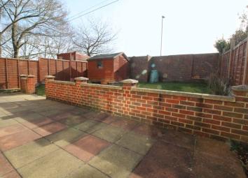 End terrace house For Sale in Crawley