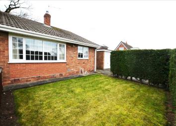 Semi-detached bungalow For Sale in Crewe