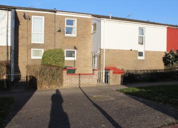 Terraced house To Rent in Crawley