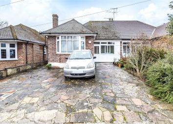 Bungalow For Sale in Ruislip
