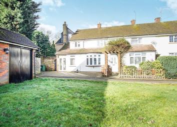 End terrace house For Sale in Watford