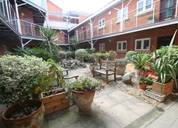 Flat For Sale in Tunbridge Wells