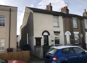 End terrace house For Sale in Gillingham