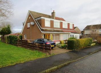 3 Bedroom Semi-detached house to rent