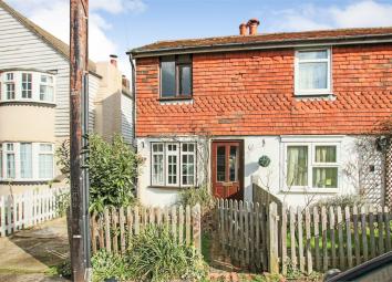 End terrace house For Sale in East Grinstead