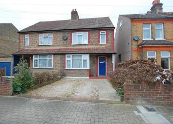 Semi-detached house For Sale in Beckenham