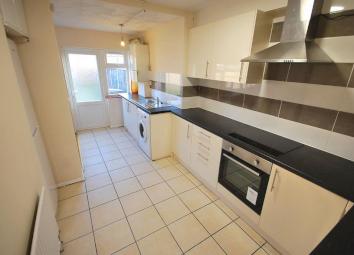 Terraced house To Rent in Wembley