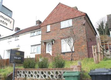 End terrace house To Rent in Brighton