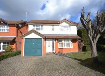 Detached house For Sale in Sandhurst