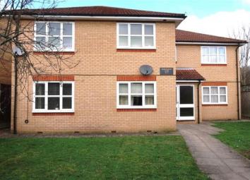 Flat For Sale in Staines