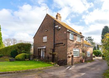 Detached house To Rent in Reigate