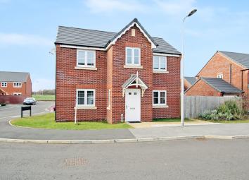 Detached house For Sale in St. Helens