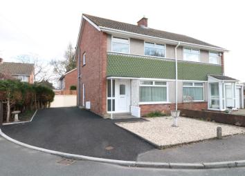Semi-detached house For Sale in Usk