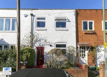 Terraced house For Sale in Twickenham
