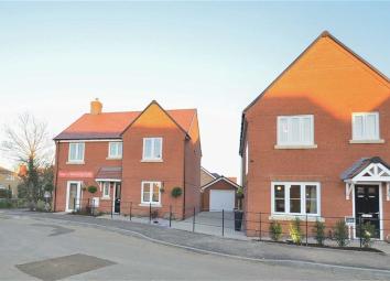 Detached house For Sale in Bedford