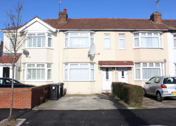Terraced house For Sale in Enfield
