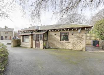 Bungalow For Sale in Rossendale