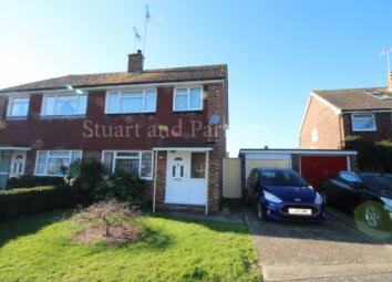 Semi-detached house To Rent in Burgess Hill