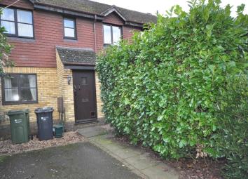 Semi-detached house To Rent in Guildford