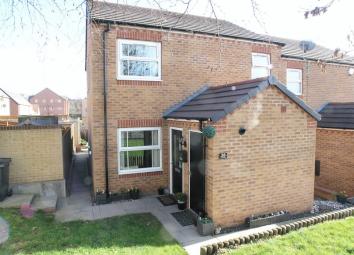 End terrace house For Sale in Dudley