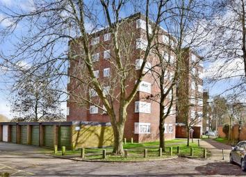 Flat For Sale in Ashford