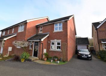 End terrace house For Sale in Ashford