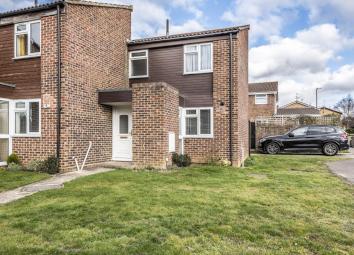 Semi-detached house For Sale in Maidenhead