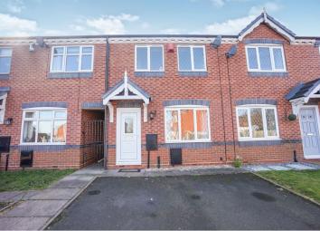 Terraced house For Sale in Tipton