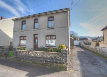 Detached house For Sale in Ammanford
