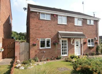 Semi-detached house To Rent in Redditch