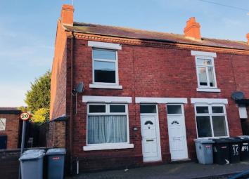 Terraced house For Sale in Crewe