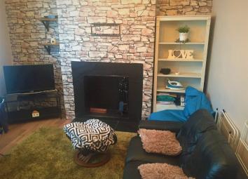 End terrace house To Rent in 