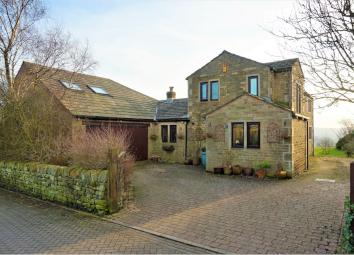 Detached house For Sale in Hebden Bridge