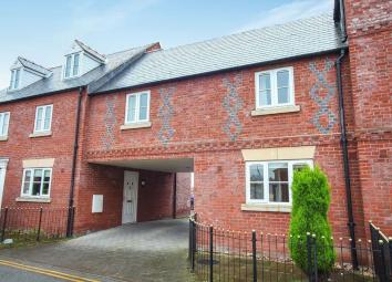Terraced house For Sale in Whitchurch
