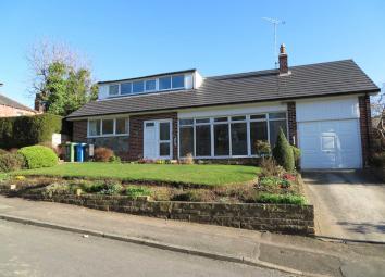 Detached bungalow For Sale in Oldham