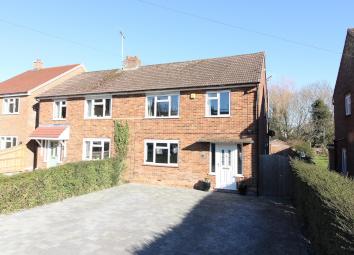 Semi-detached house For Sale in Tenterden
