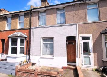 Terraced house To Rent in Gravesend